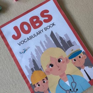 Vocabulary Book – Jobs | Livro de vocabulário bilíngue: profissões
